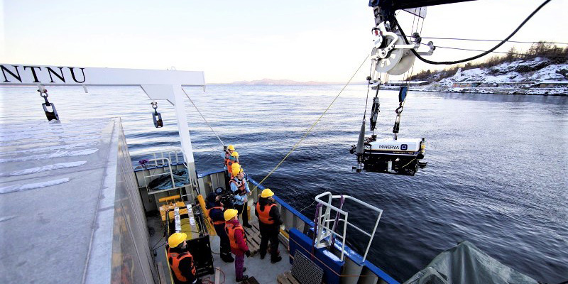AUR-lab Deployment of the ROV Minerva from our research vessel RV Gunnerus