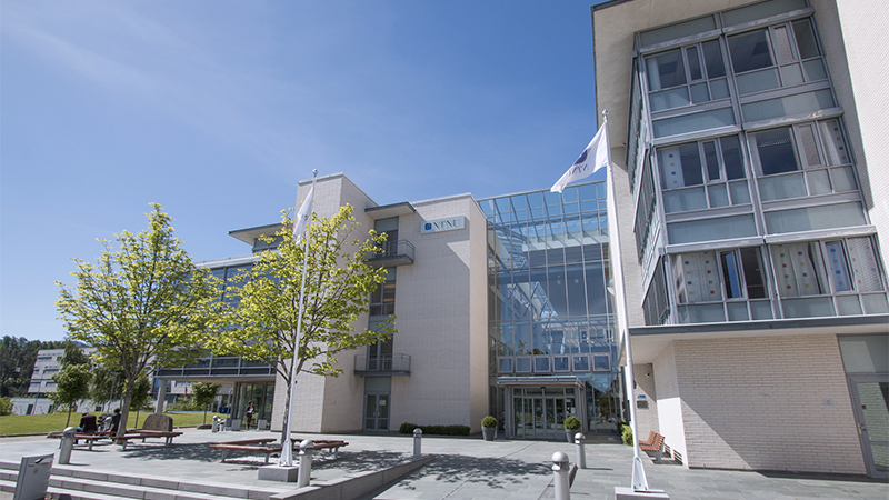 Hovedbygget på campus Ålesund. Foto.